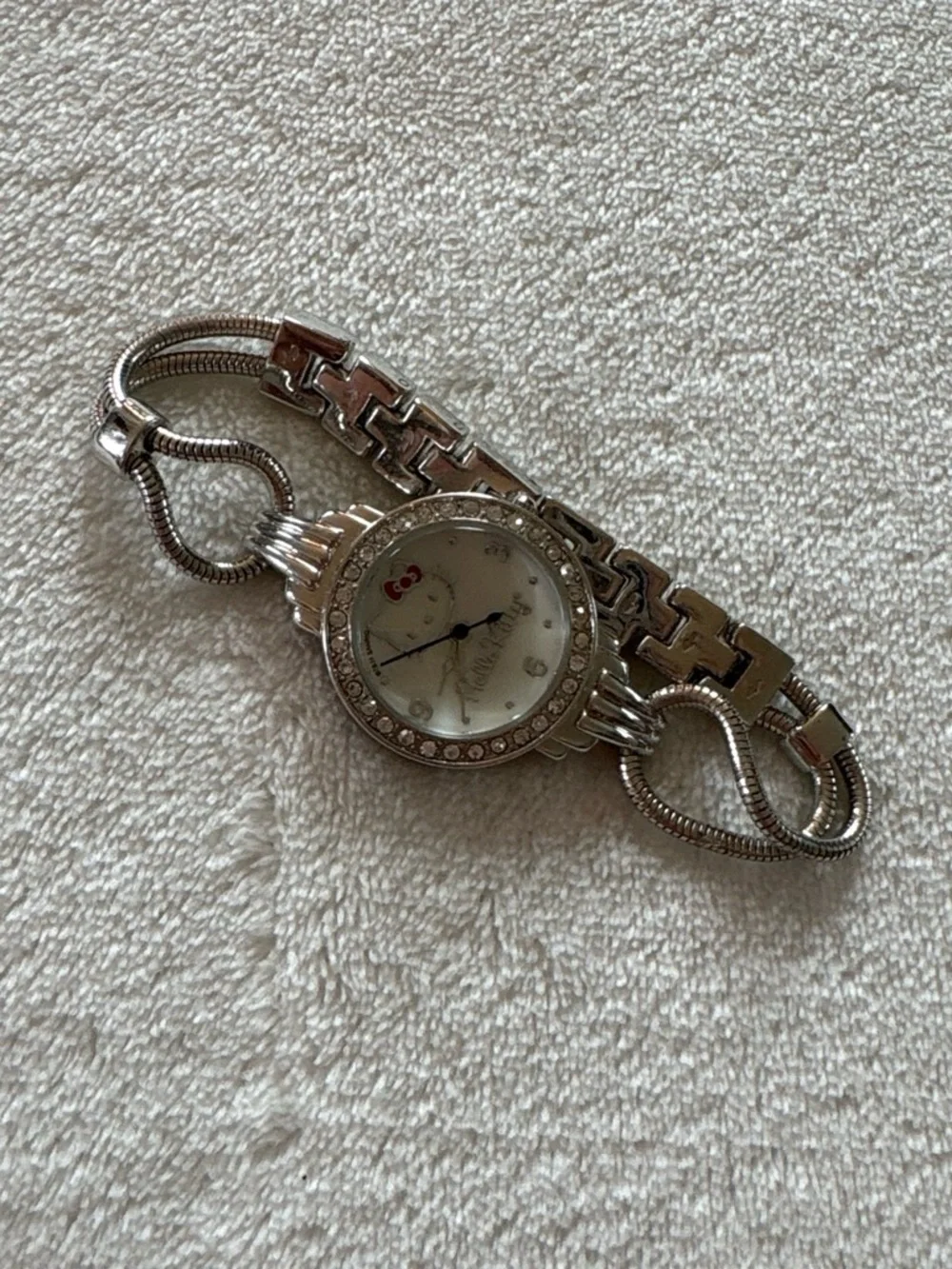 Y2K Vintage Sanrio 2011 Silver Hello Kitty Wire Rhinestone Watch